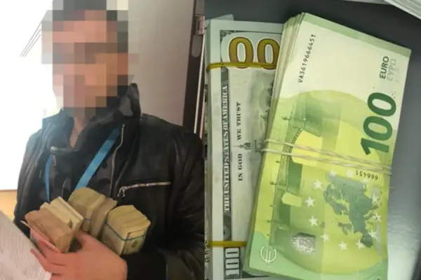 Розкрадання 37 млн грн пожертв для України: підозра ексдержсекретарю МЗС
