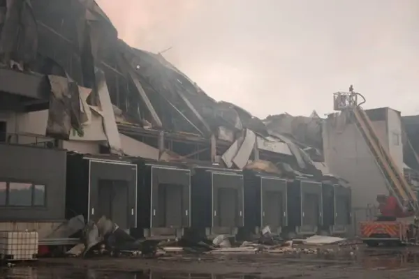 Хто і як відреагував на нічний балістичний удар по Києву та передмістях