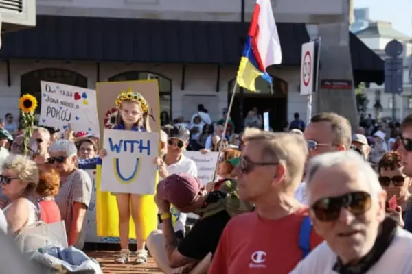 Акції «Не будь байдужим» у Польщі: від петиції до 22 міст за день